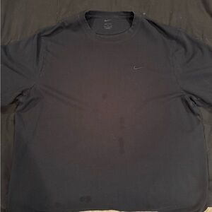 Nike Long Sleeve Crewneck Shirt in Black
